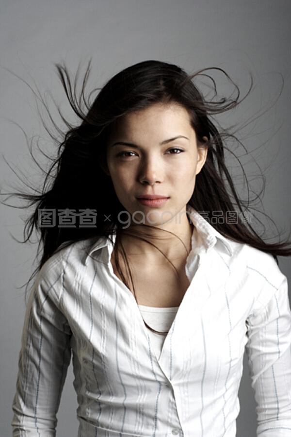 一对一视频聊天网站 雨夜密语